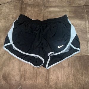Black NIKE athletic shorts 🏋️